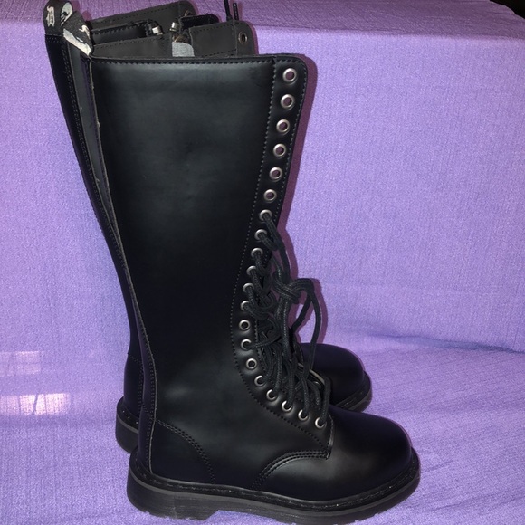Used Demonia Bolt 400 Lace-Up Side Zip Boots Women’s Size 8 - Picture 2 of 11